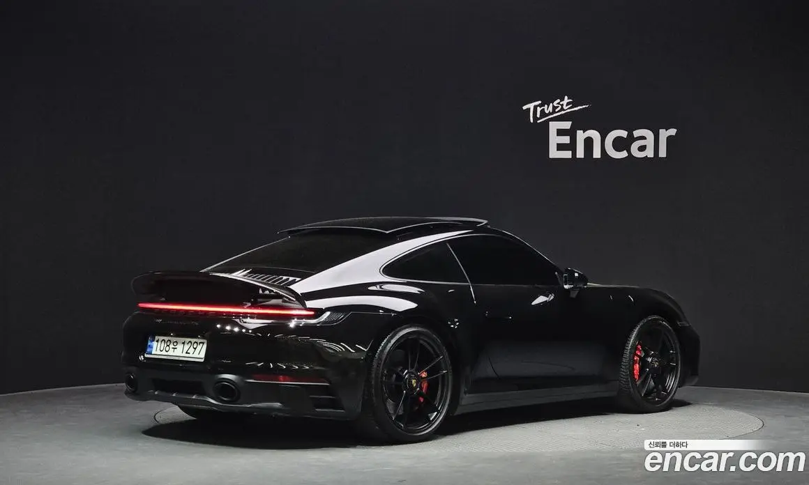 Porsche 911 2023 3.0 автомат (гидро), фото 2 Porsche 911 2023 3.0 автомат (гидро), фото 2