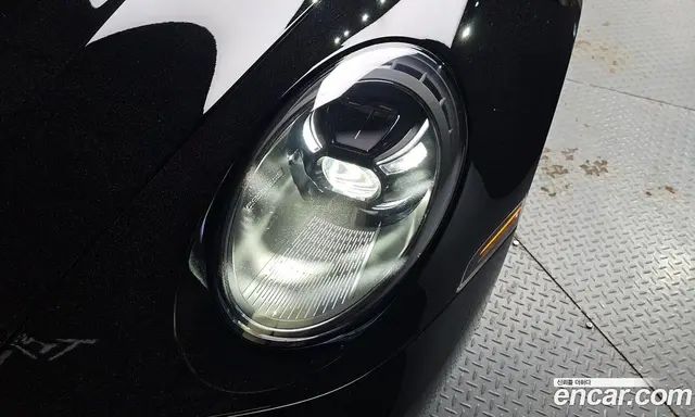 Porsche 911 2023 3.0 автомат (гидро), миниатюра 8 Porsche 911 2023 3.0 автомат (гидро), миниатюра 8