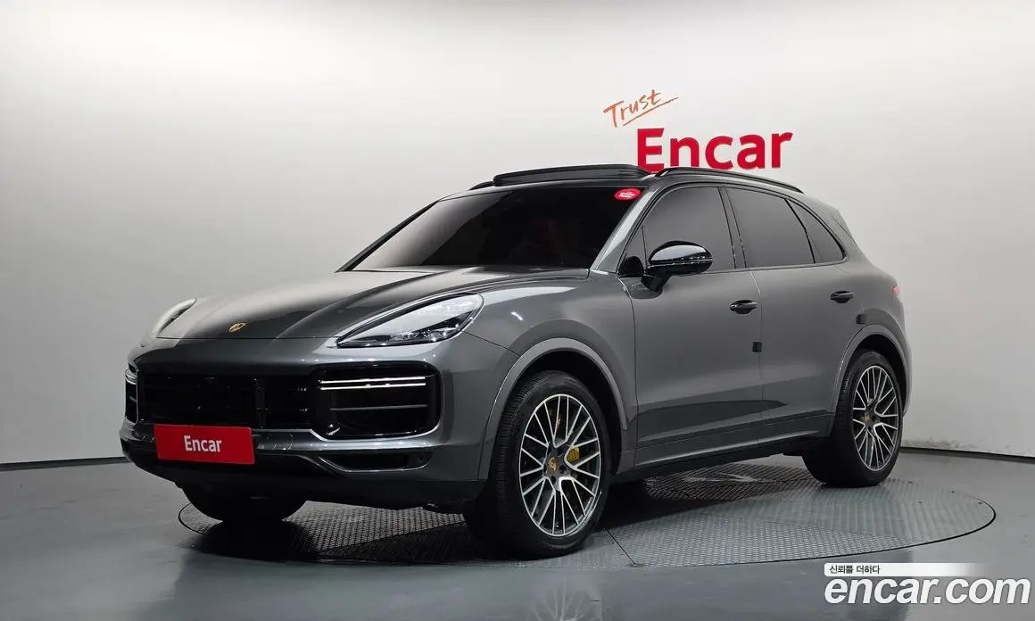 Porsche Cayenne 2020 4.0 автомат (гидро), фото 1 Porsche Cayenne 2020 4.0 автомат (гидро), фото 1