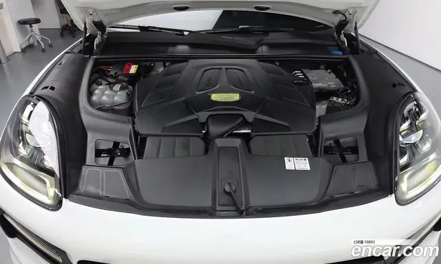 Porsche Cayenne 2022 3.0 автомат (гидро), миниатюра 6 Porsche Cayenne 2022 3.0 автомат (гидро), миниатюра 6