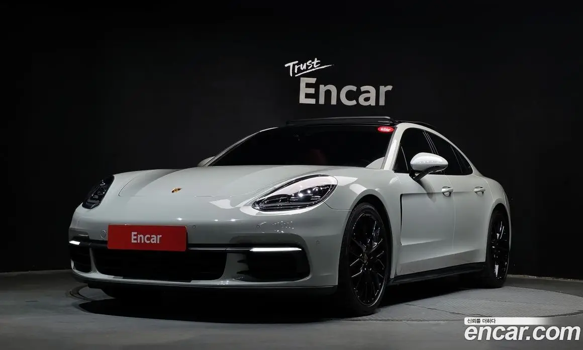 Porsche Panamera 2018 3.0 автомат (гидро), фото 1 Porsche Panamera 2018 3.0 автомат (гидро), фото 1