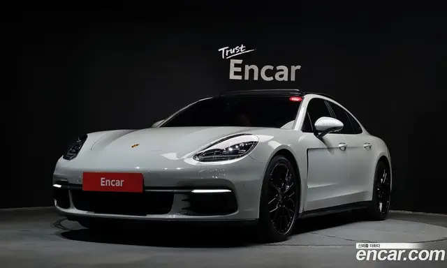 Porsche Panamera, 2018, 73 980 км