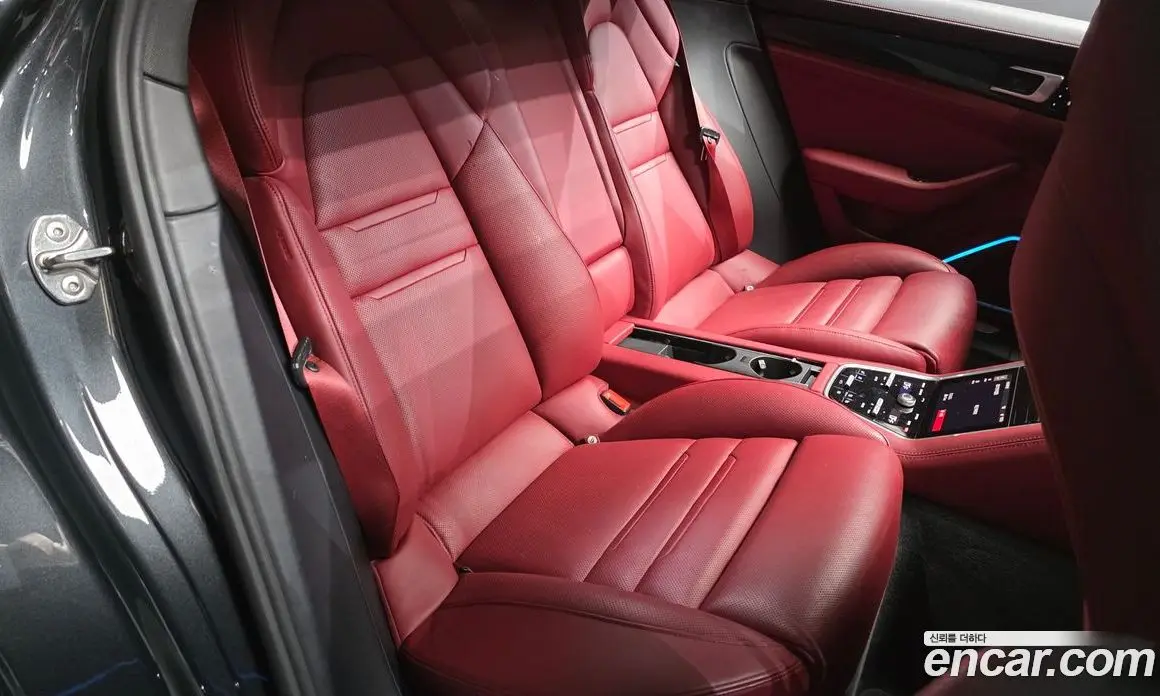 Porsche Panamera 2018 3.0 автомат (гидро), фото 17 Porsche Panamera 2018 3.0 автомат (гидро), фото 17