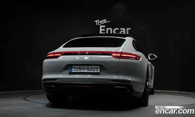 Porsche Panamera 2018 3.0 автомат (гидро), миниатюра 4 Porsche Panamera 2018 3.0 автомат (гидро), миниатюра 4