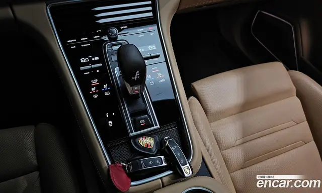Porsche Panamera 2018 3.0 автомат (гидро), миниатюра 11