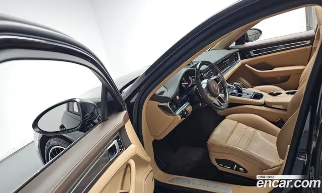 Porsche Panamera 2018 3.0 автомат (гидро), миниатюра 12