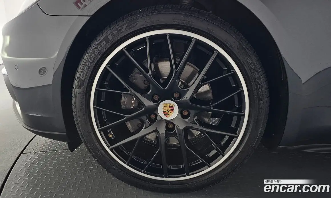 Porsche Panamera 2018 3.0 автомат (гидро), фото 4