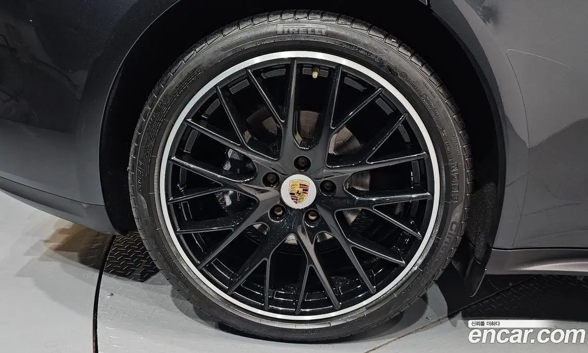 Porsche Panamera 2018 3.0 автомат (гидро), фото 6