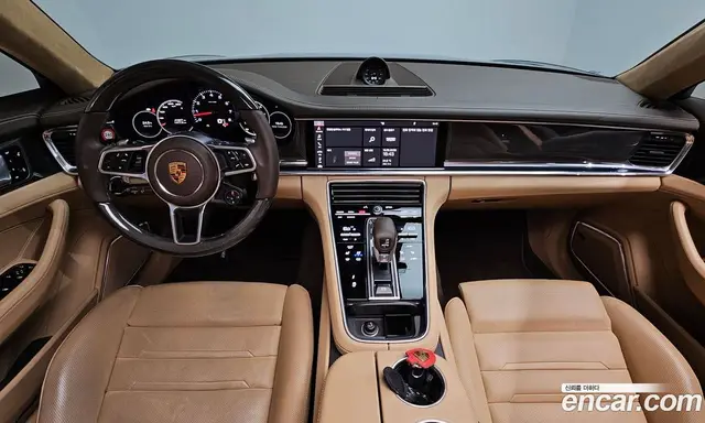 Porsche Panamera 2018 3.0 автомат (гидро), миниатюра 9