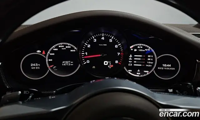 Porsche Panamera 2018 3.0 автомат (гидро), миниатюра 10