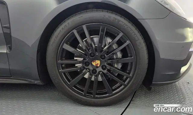 Porsche Panamera 2018 3.0 автомат (гидро), миниатюра 5