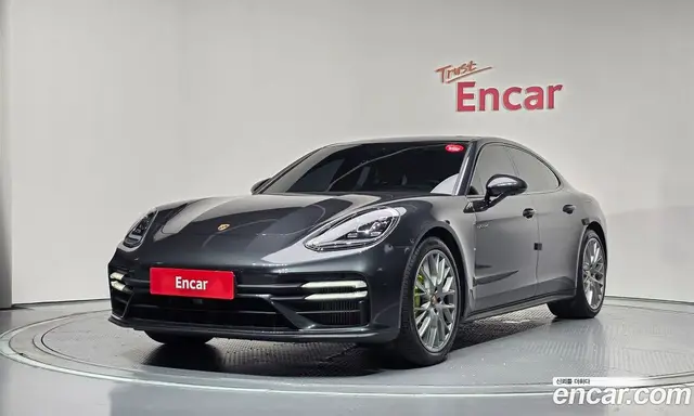Porsche Panamera, 2022, 42 510 км