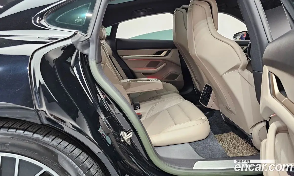 Porsche Taycan 2022 0.1 автомат (гидро), фото 17 Porsche Taycan 2022 0.1 автомат (гидро), фото 17