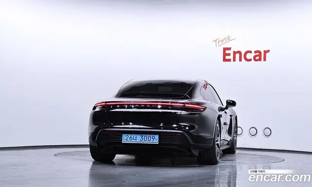 Porsche Taycan 2022 0.1 автомат (гидро), миниатюра 4 Porsche Taycan 2022 0.1 автомат (гидро), миниатюра 4