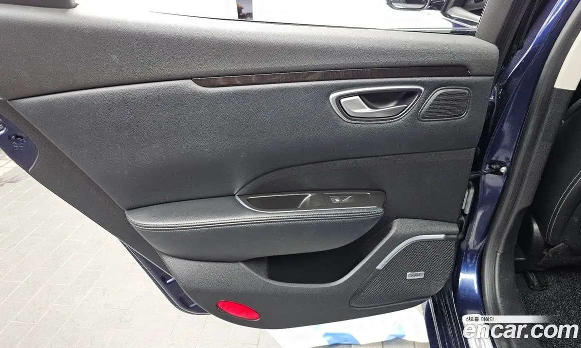 Renault (Samsung) SM6 2016 1.6 автомат (гидро), фото 15 Renault (Samsung) SM6 2016 1.6 автомат (гидро), фото 15