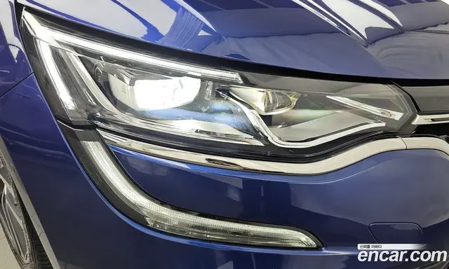 Renault (Samsung) SM6 2016 1.6 автомат (гидро), миниатюра 8 Renault (Samsung) SM6 2016 1.6 автомат (гидро), миниатюра 8