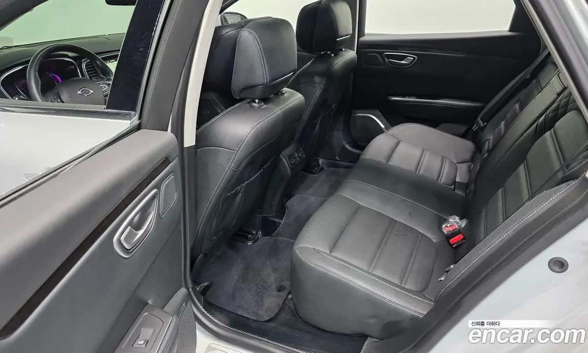 Renault (Samsung) SM6 2018 1.6 автомат (гидро), фото 18 Renault (Samsung) SM6 2018 1.6 автомат (гидро), фото 18