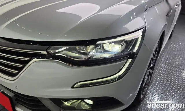 Renault (Samsung) SM6 2018 1.6 автомат (гидро), миниатюра 8 Renault (Samsung) SM6 2018 1.6 автомат (гидро), миниатюра 8