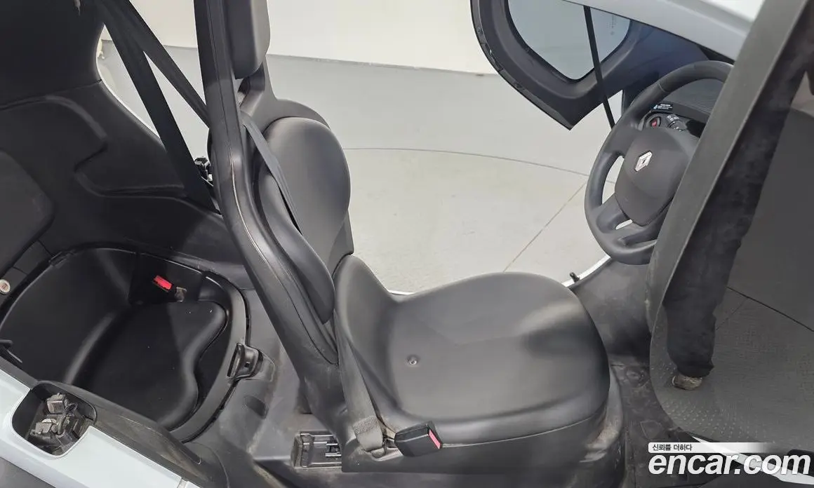 Renault (Samsung) Twizy 2020 0.1 автомат (гидро), фото 15
