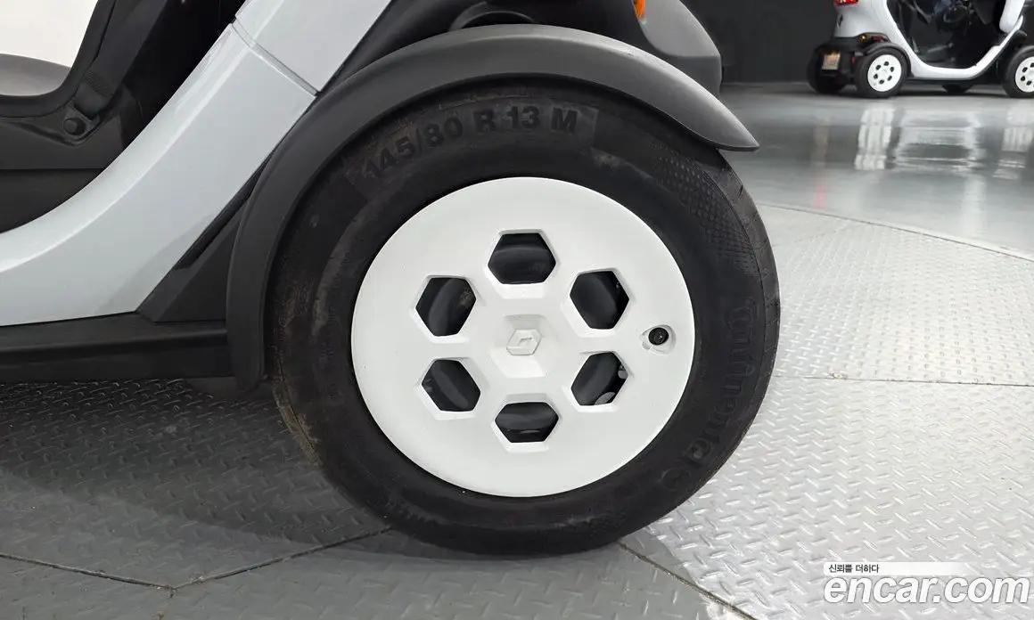 Renault (Samsung) Twizy 2020 0.1 автомат (гидро), фото 7