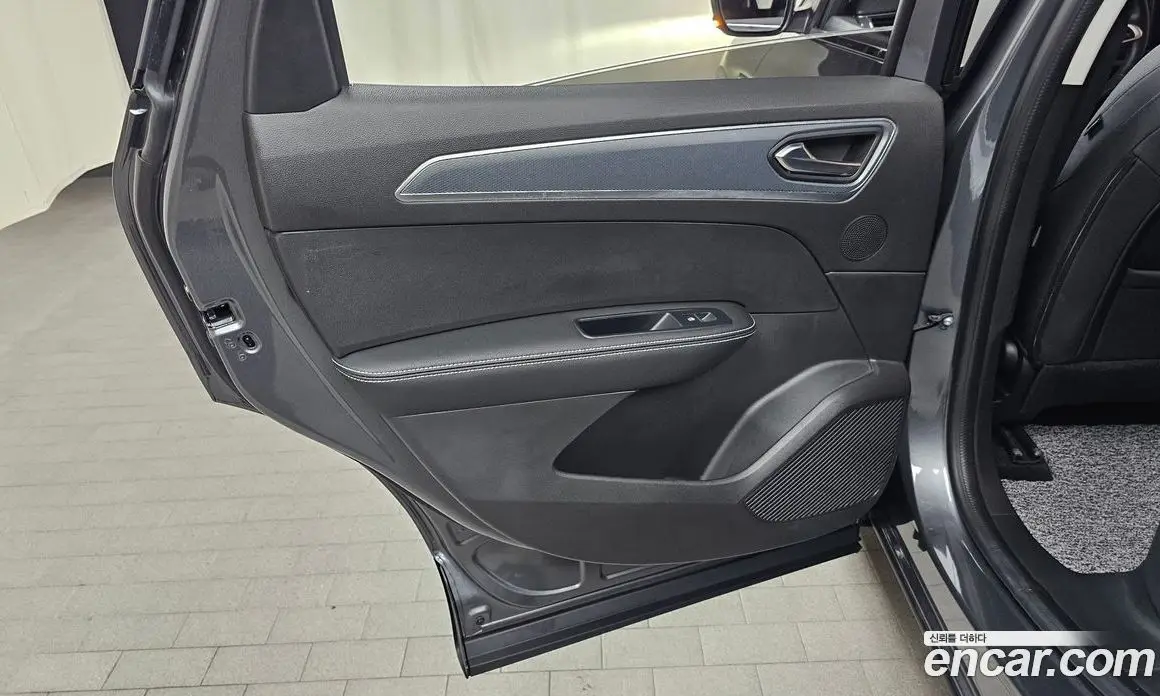 Renault (Samsung) XM3 2022 1.6 автомат (гидро), фото 15 Renault (Samsung) XM3 2022 1.6 автомат (гидро), фото 15