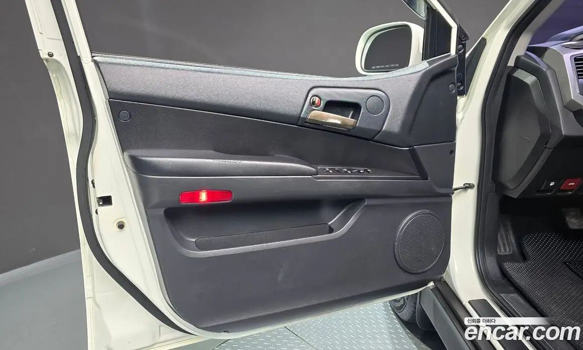 SsangYong Korando 2013 2.0 автомат (гидро), фото 14