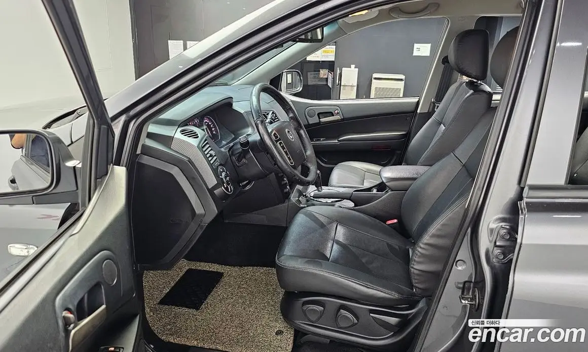 SsangYong Korando 2015 2.0 автомат (гидро), фото 13