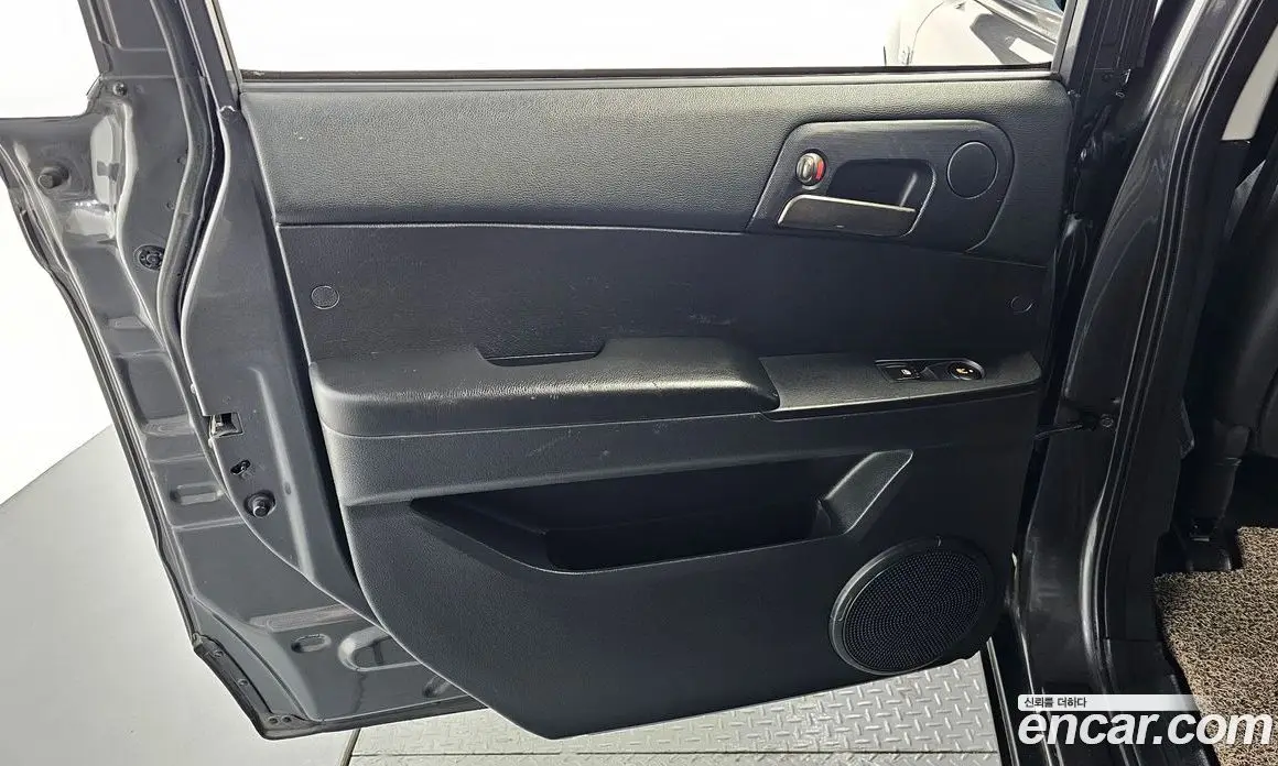 SsangYong Korando 2015 2.0 автомат (гидро), фото 15