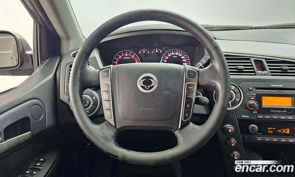 SsangYong Korando 2015 2.0 автомат (гидро), фото 19