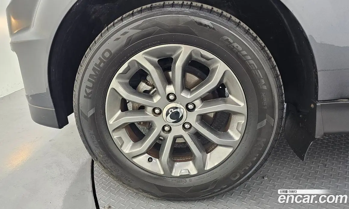 SsangYong Korando 2015 2.0 автомат (гидро), фото 5