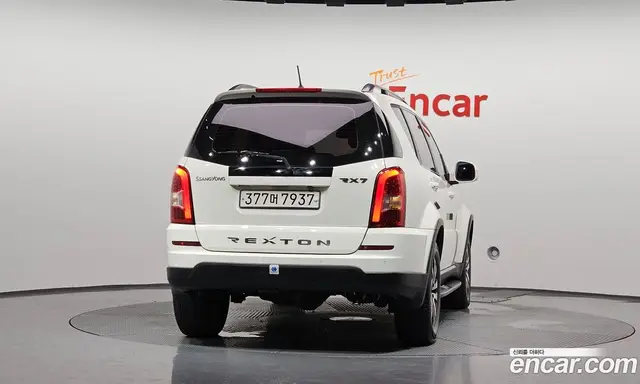 SsangYong Rexton 2014 2.0 автомат (гидро), миниатюра 4 SsangYong Rexton 2014 2.0 автомат (гидро), миниатюра 4