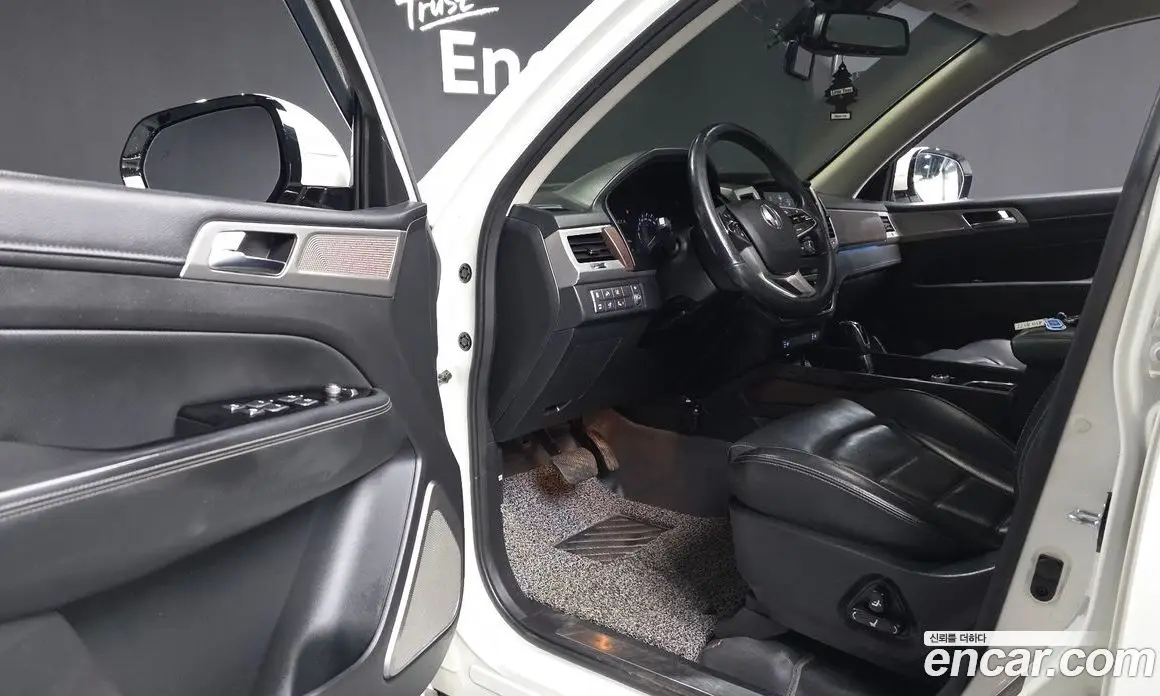 SsangYong Rexton 2018 2.2 автомат (гидро), фото 13