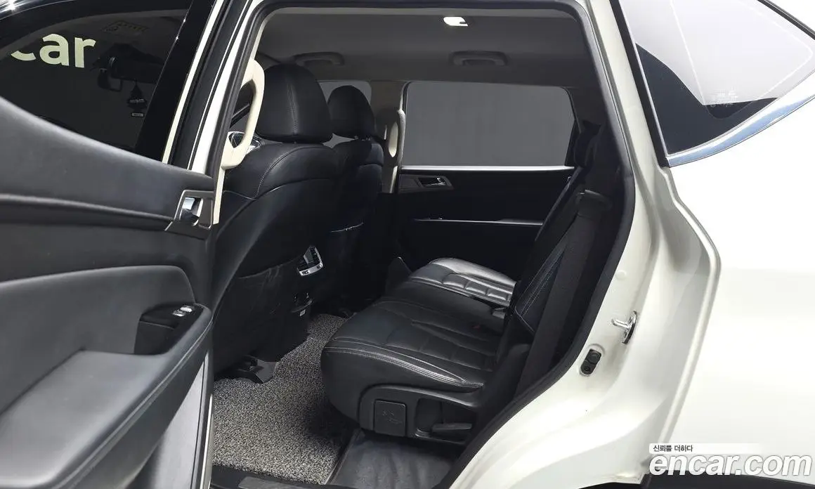 SsangYong Rexton 2018 2.2 автомат (гидро), фото 16
