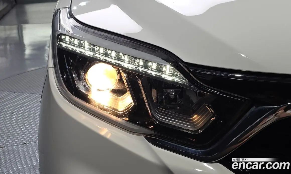 SsangYong Rexton 2018 2.2 автомат (гидро), фото 8