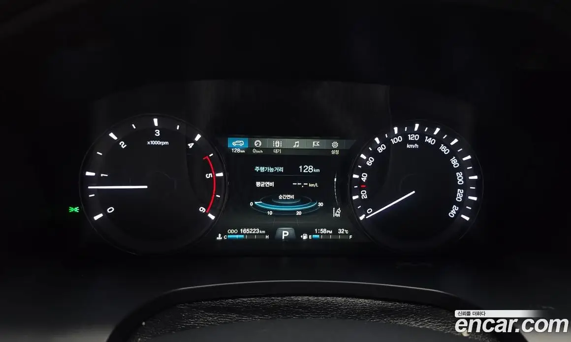 SsangYong Rexton 2018 2.2 автомат (гидро), фото 11 SsangYong Rexton 2018 2.2 автомат (гидро), фото 11