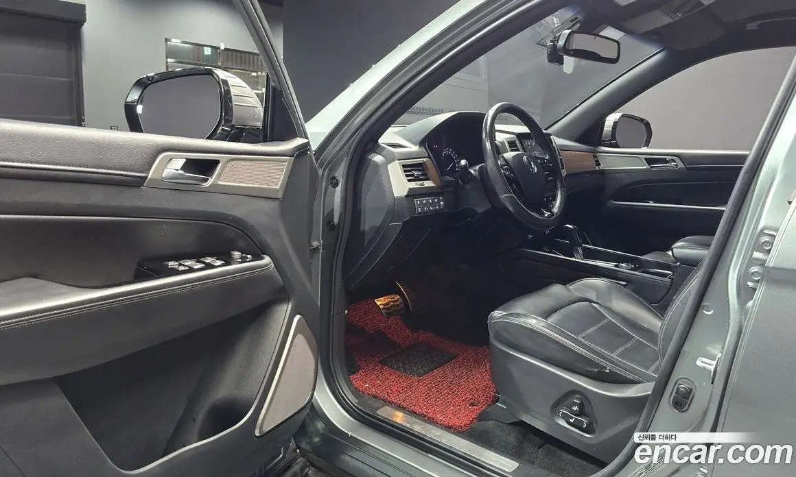 SsangYong Rexton 2018 2.2 автомат (гидро), фото 13 SsangYong Rexton 2018 2.2 автомат (гидро), фото 13