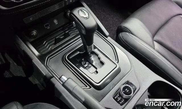 SsangYong Rexton 2020 2.2 автомат (гидро), миниатюра 12
