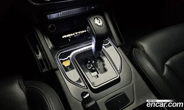 SsangYong Rexton 2020 2.2 автомат (гидро), миниатюра 12