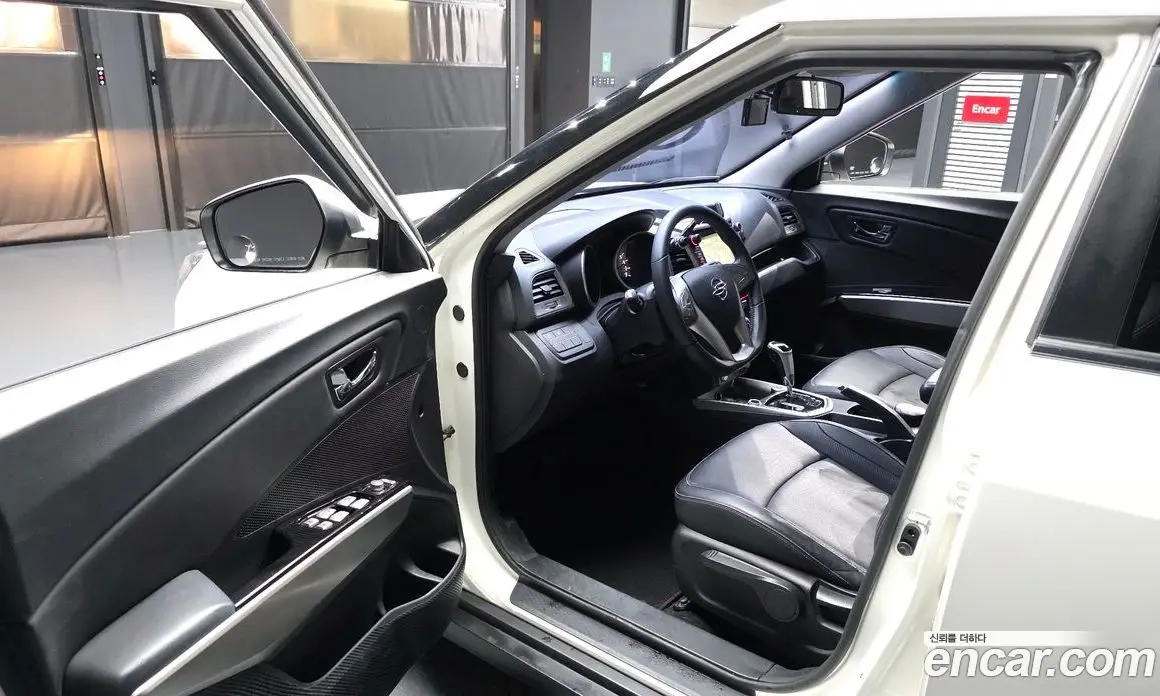 SsangYong TIBOLI 2016 1.6 автомат (гидро), фото 13