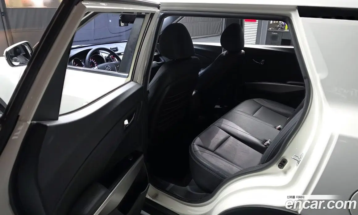 SsangYong TIBOLI 2016 1.6 автомат (гидро), фото 16