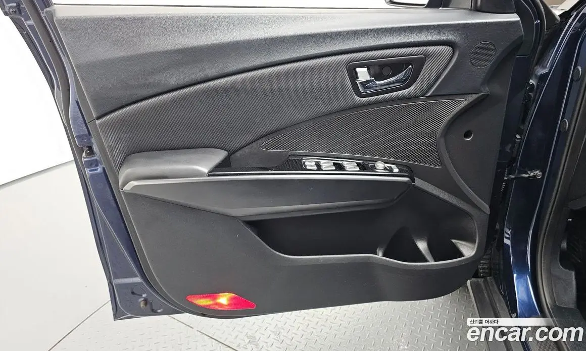 SsangYong TIBOLI 2016 1.6 автомат (гидро), фото 14