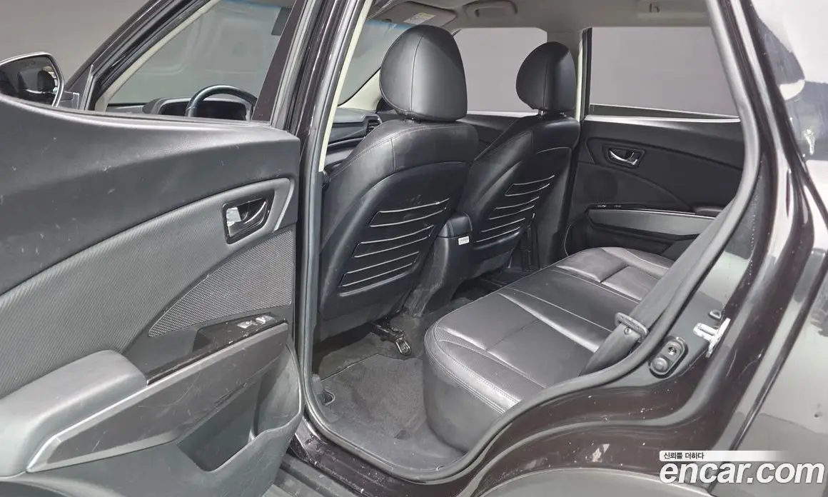 SsangYong TIBOLI 2022 1.5 автомат (гидро), фото 18 SsangYong TIBOLI 2022 1.5 автомат (гидро), фото 18