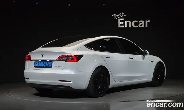 Tesla Model 3 2022 0.2 автомат (гидро), миниатюра 2