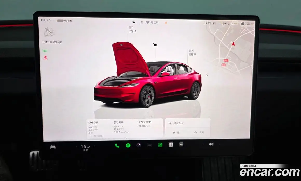 Tesla Model 3 2025 0.2 автомат (гидро), фото 10