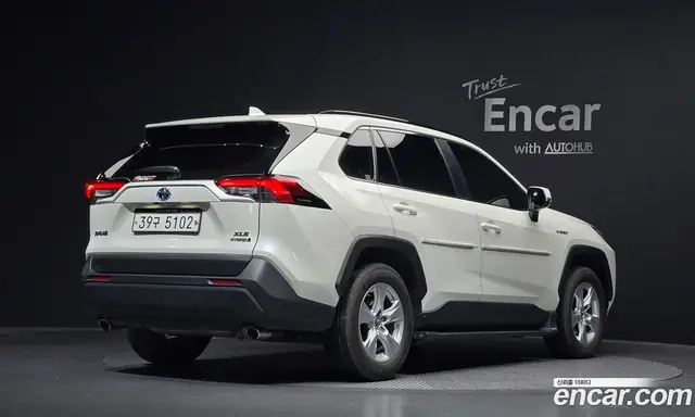 Toyota RAV4 2019 2.5 автомат (гидро), миниатюра 1