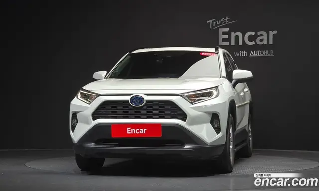 Toyota RAV4 2019 2.5 автомат (гидро), миниатюра 2