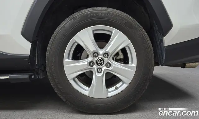 Toyota RAV4 2019 2.5 автомат (гидро), миниатюра 6