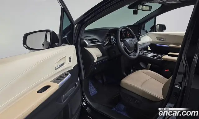Toyota Sienna 2024 2.5 автомат (гидро), миниатюра 12