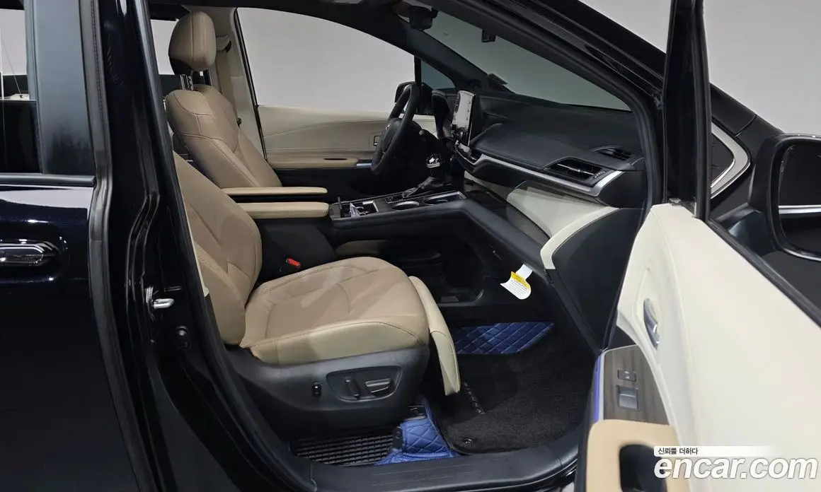 Toyota Sienna 2024 2.5 автомат (гидро), фото 16