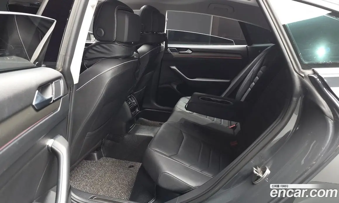 Volkswagen Arteon 2019 2.0 автомат (гидро), фото 16 Volkswagen Arteon 2019 2.0 автомат (гидро), фото 16